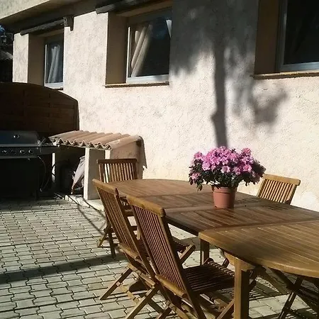 3 Pieces 3 Personnes Terrasse 77595 *